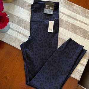 Brand new workout leggings